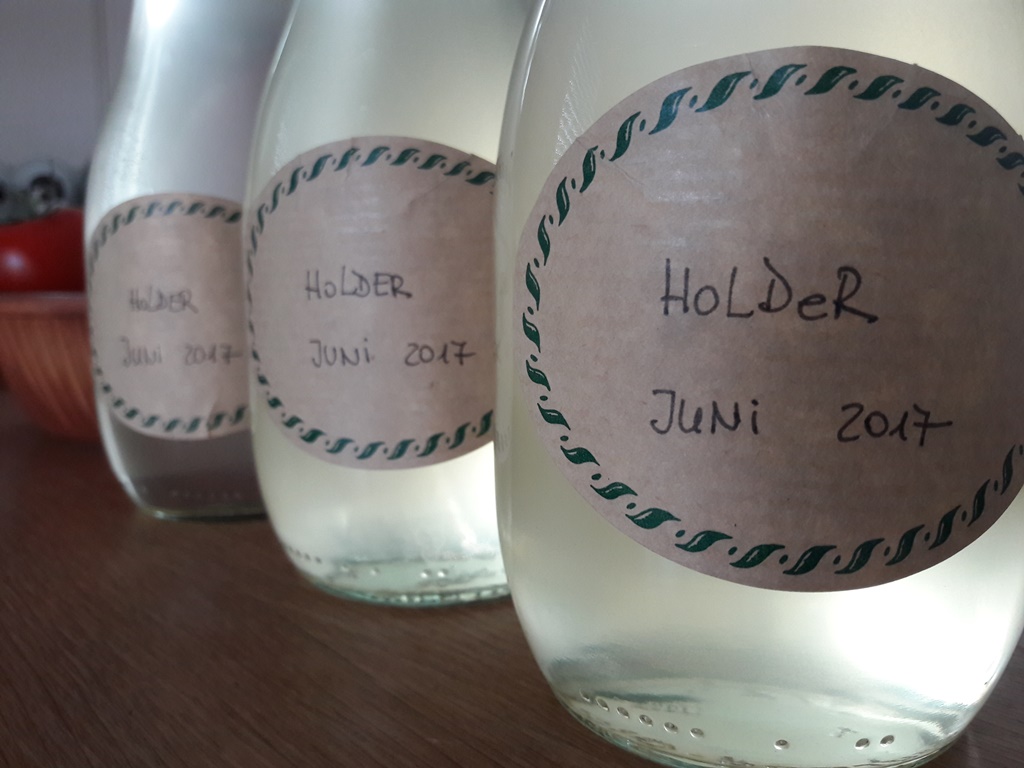 Holunderblütensirup selbst gemacht